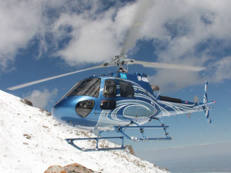 Airbus AS350
